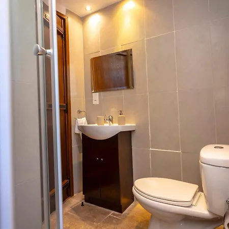 Kozakos Luxury House Páno Léfkara