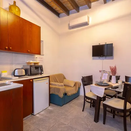 Kozakos Luxury House *