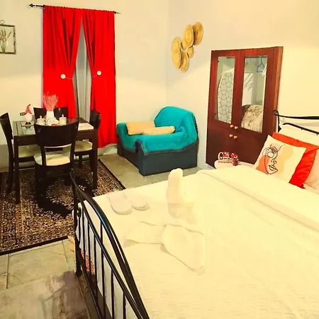 Kozakos Luxury House