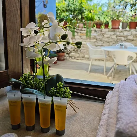 Kozakos Luxury House