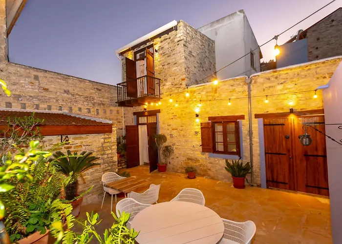 Kozakos Luxury House