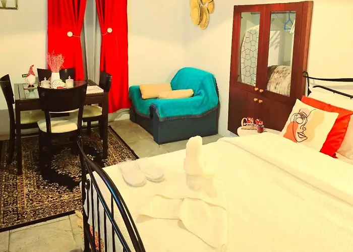 Kozakos Luxury House